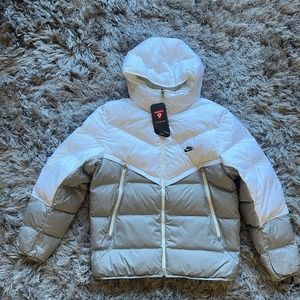 Large - Nike Sportswear Storm-FIT Windrunner PRIMALOFT® Jacket [DR9605-100]